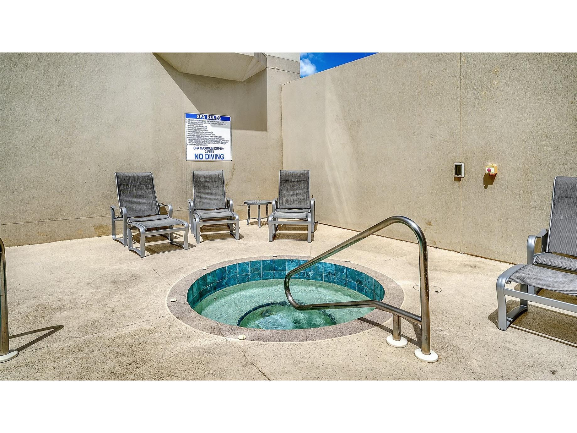 235 Cocoanut Avenue #106-B Sarasota FL 34236 A4688841 image52