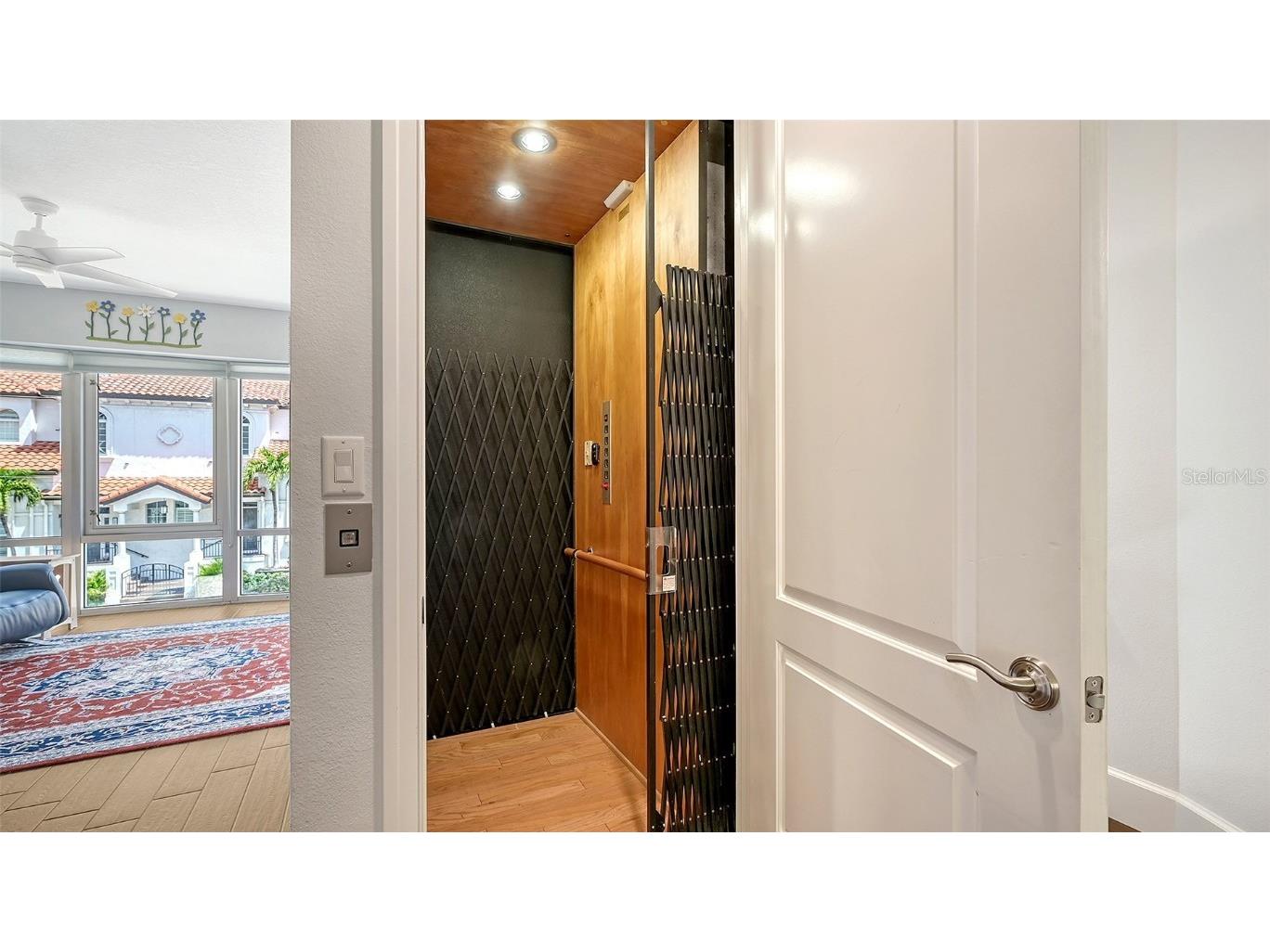 235 Cocoanut Avenue #108B Sarasota FL 34236 A4651671 image10