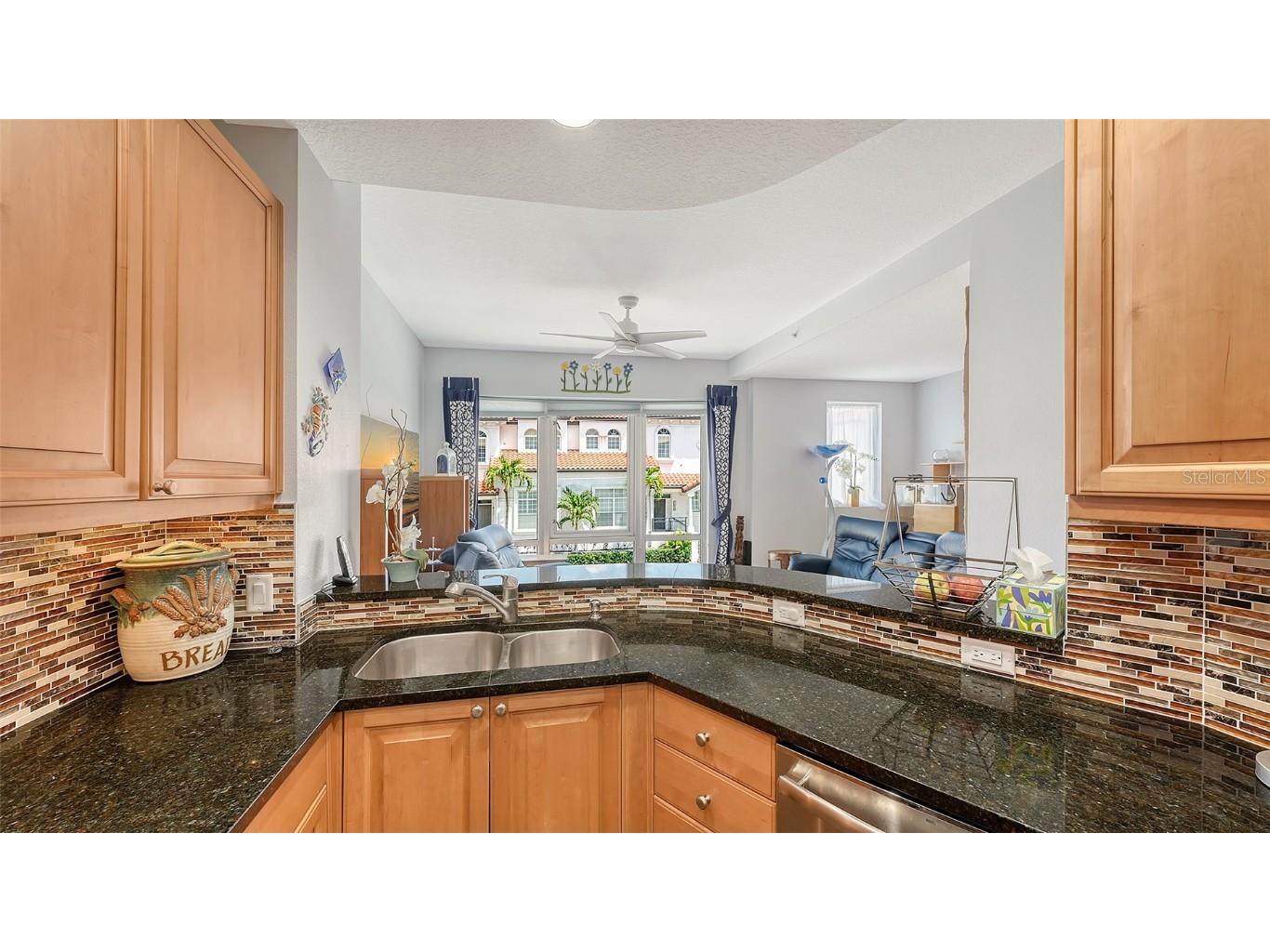 235 Cocoanut Avenue #108B Sarasota FL 34236 A4651671 image19