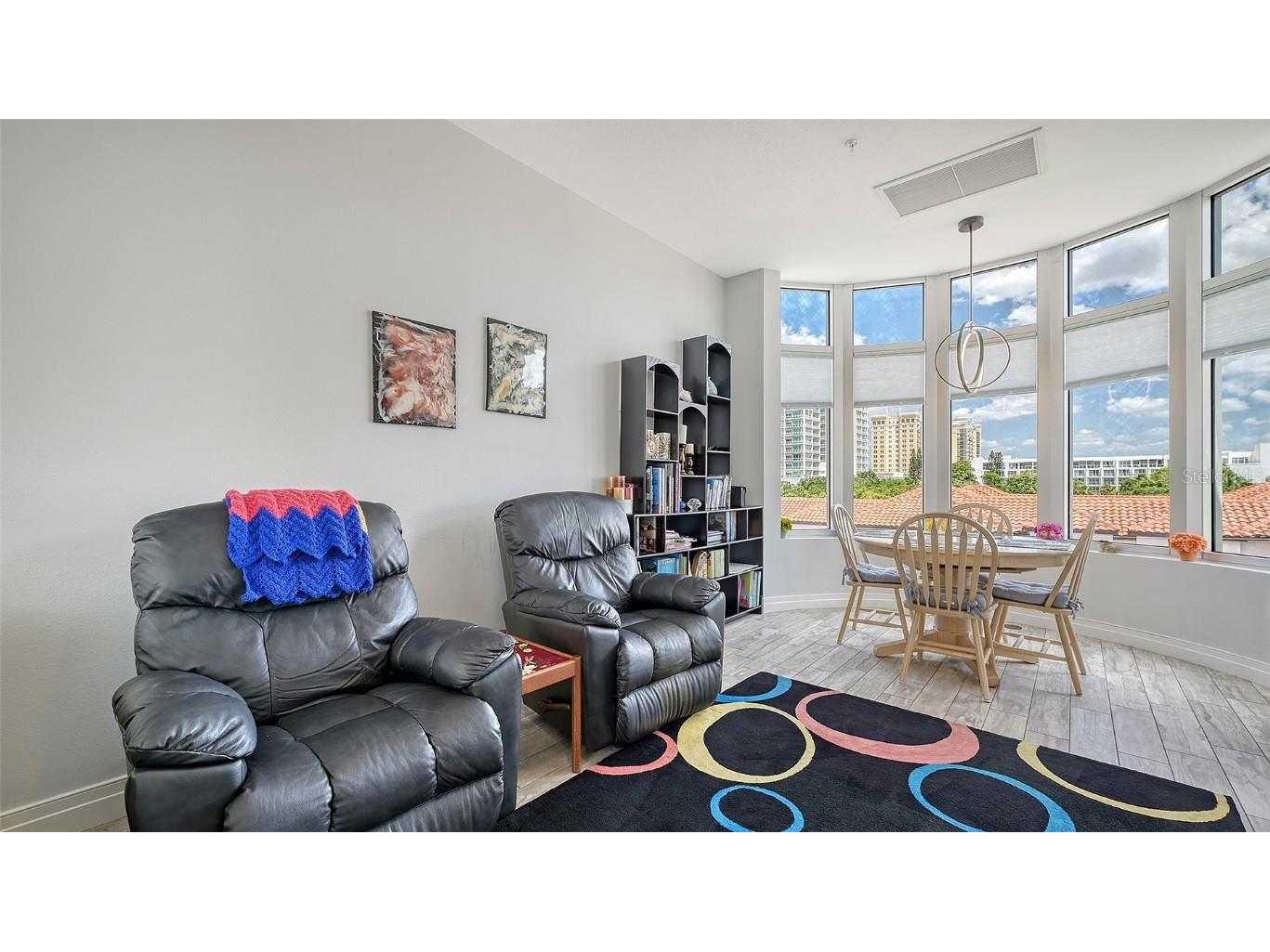 235 Cocoanut Avenue #108B Sarasota FL 34236 A4651671 image38