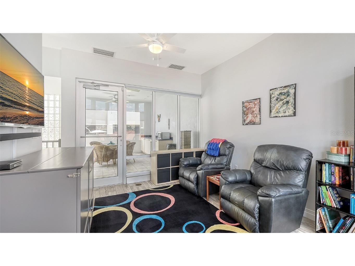 235 Cocoanut Avenue #108B Sarasota FL 34236 A4651671 image40