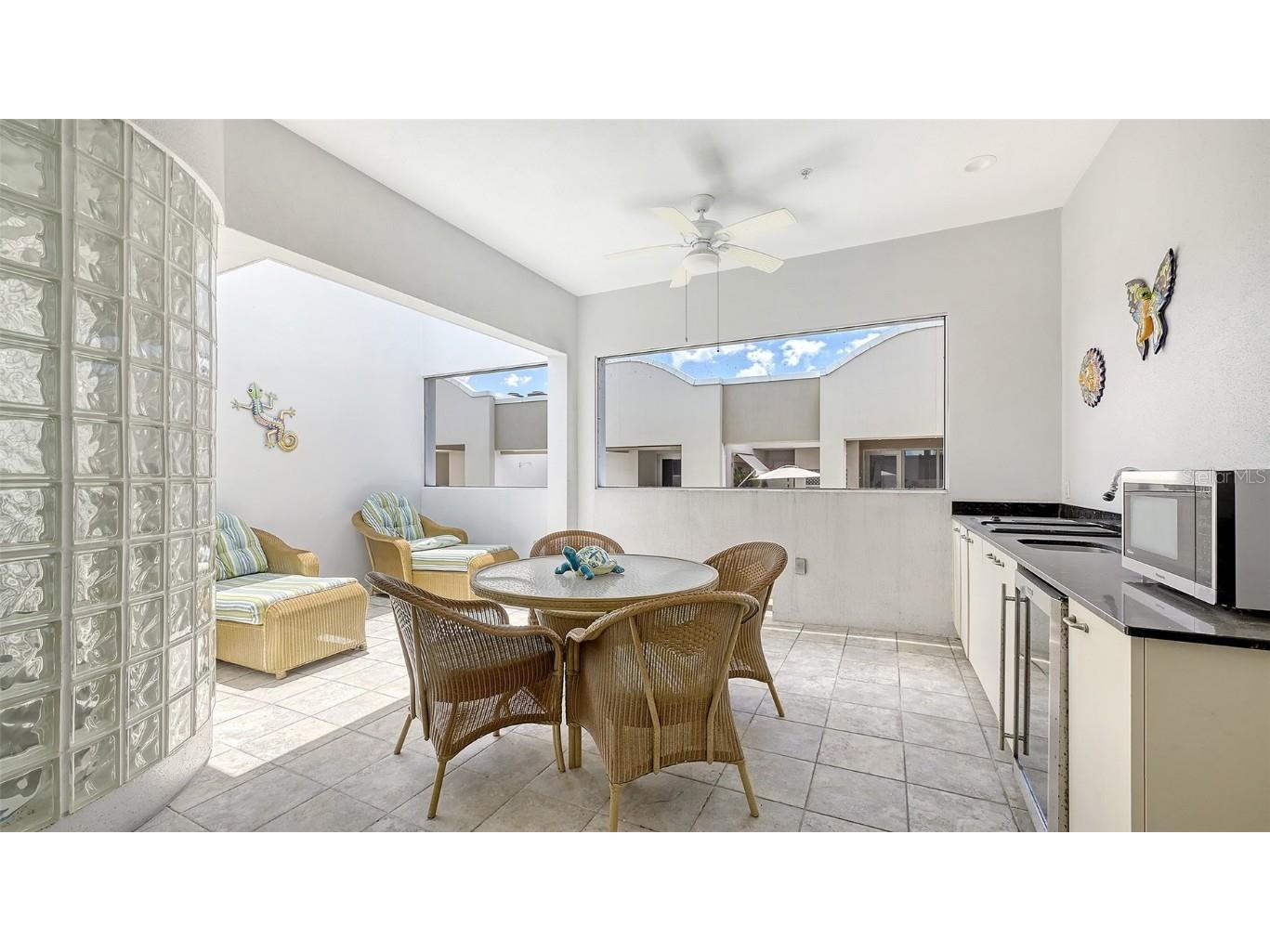 235 Cocoanut Avenue #108B Sarasota FL 34236 A4651671 image43