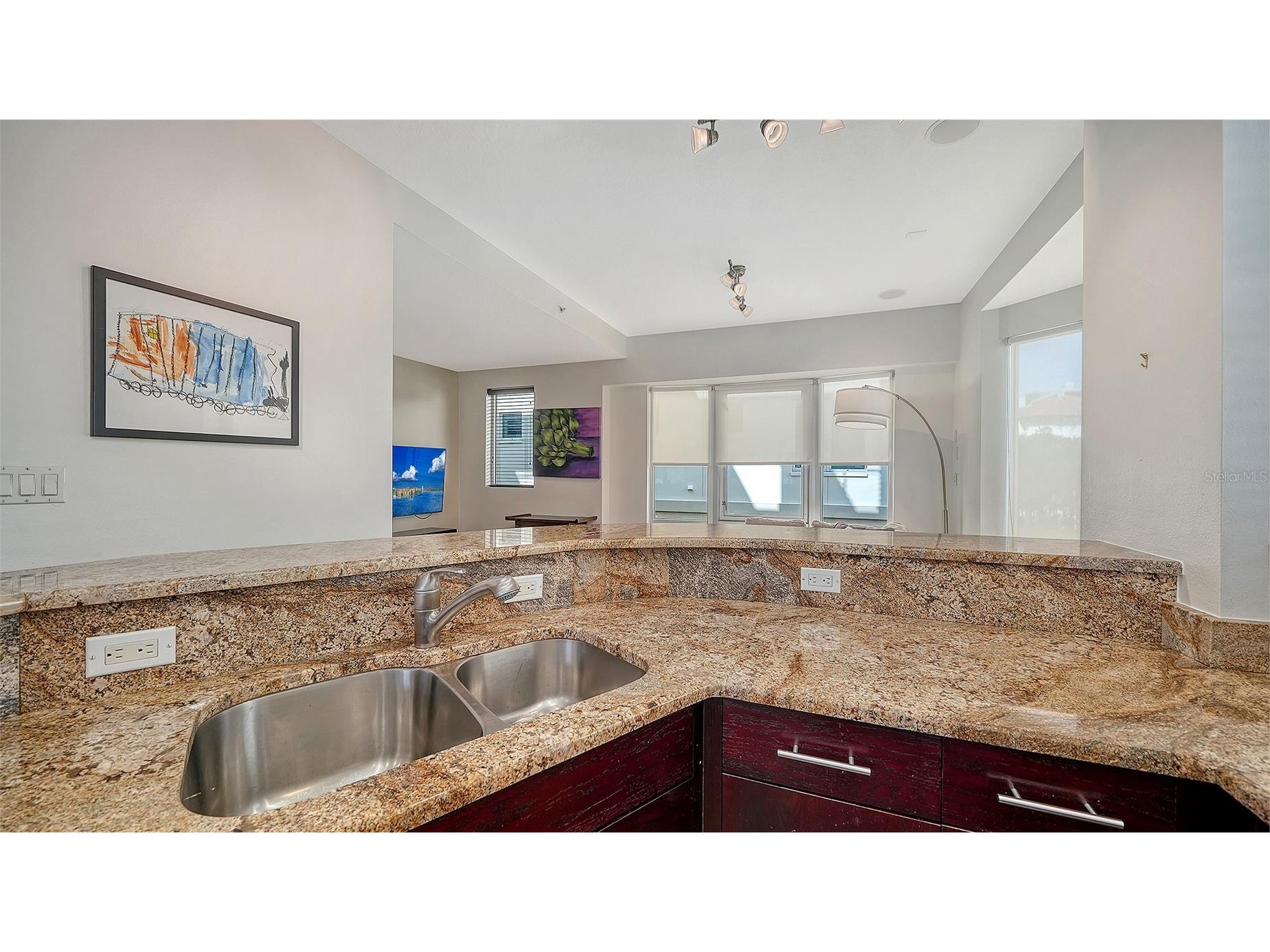 235 Cocoanut Avenue #113C Sarasota FL 34236 A4683037 image13