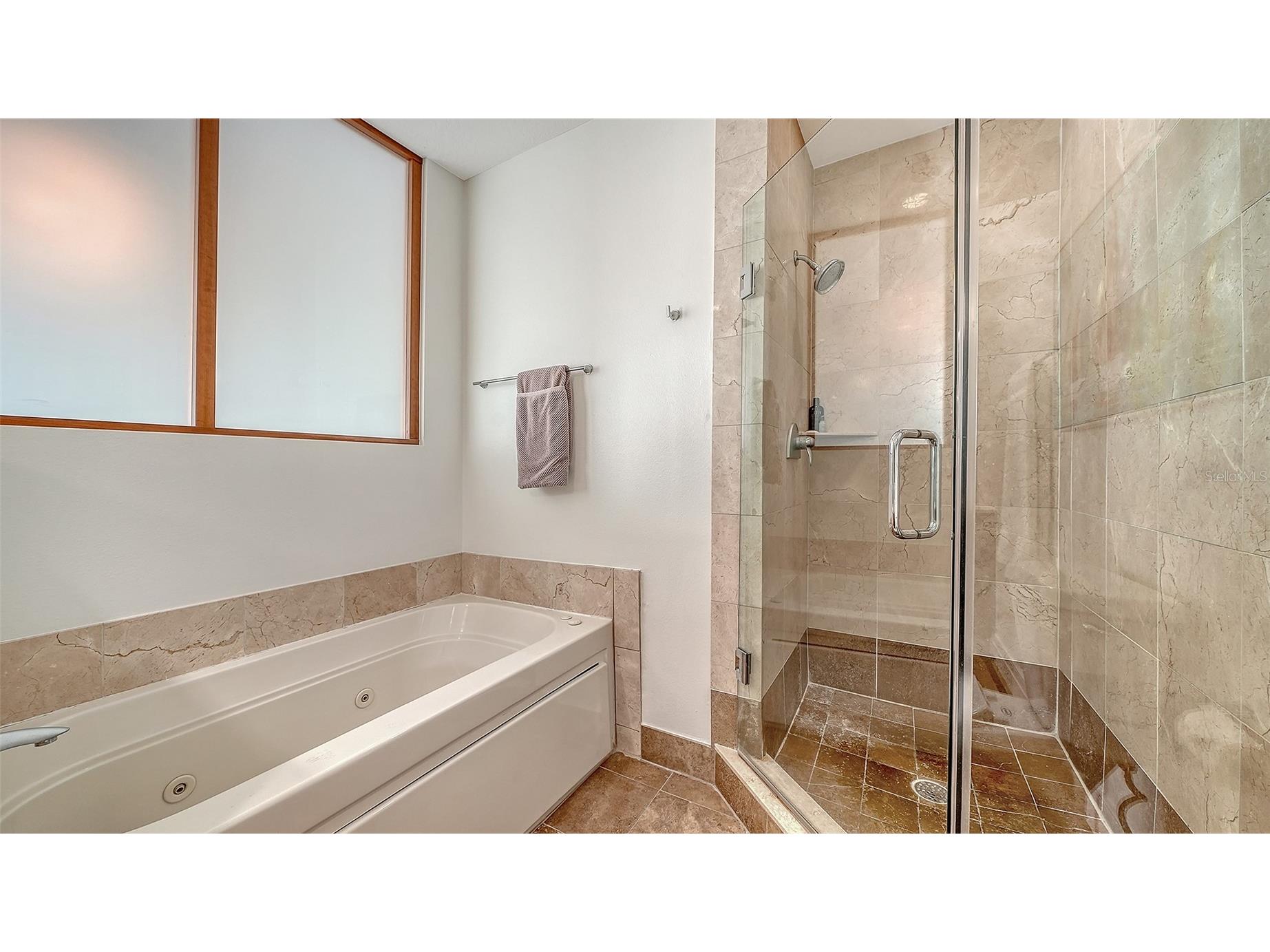 235 Cocoanut Avenue #113C Sarasota FL 34236 A4683037 image25