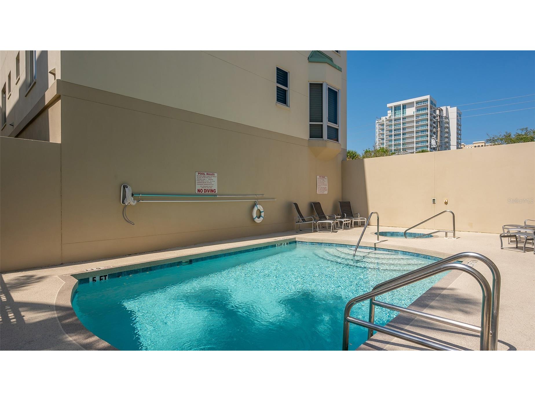 235 Cocoanut Avenue #113C Sarasota FL 34236 A4683037 image44