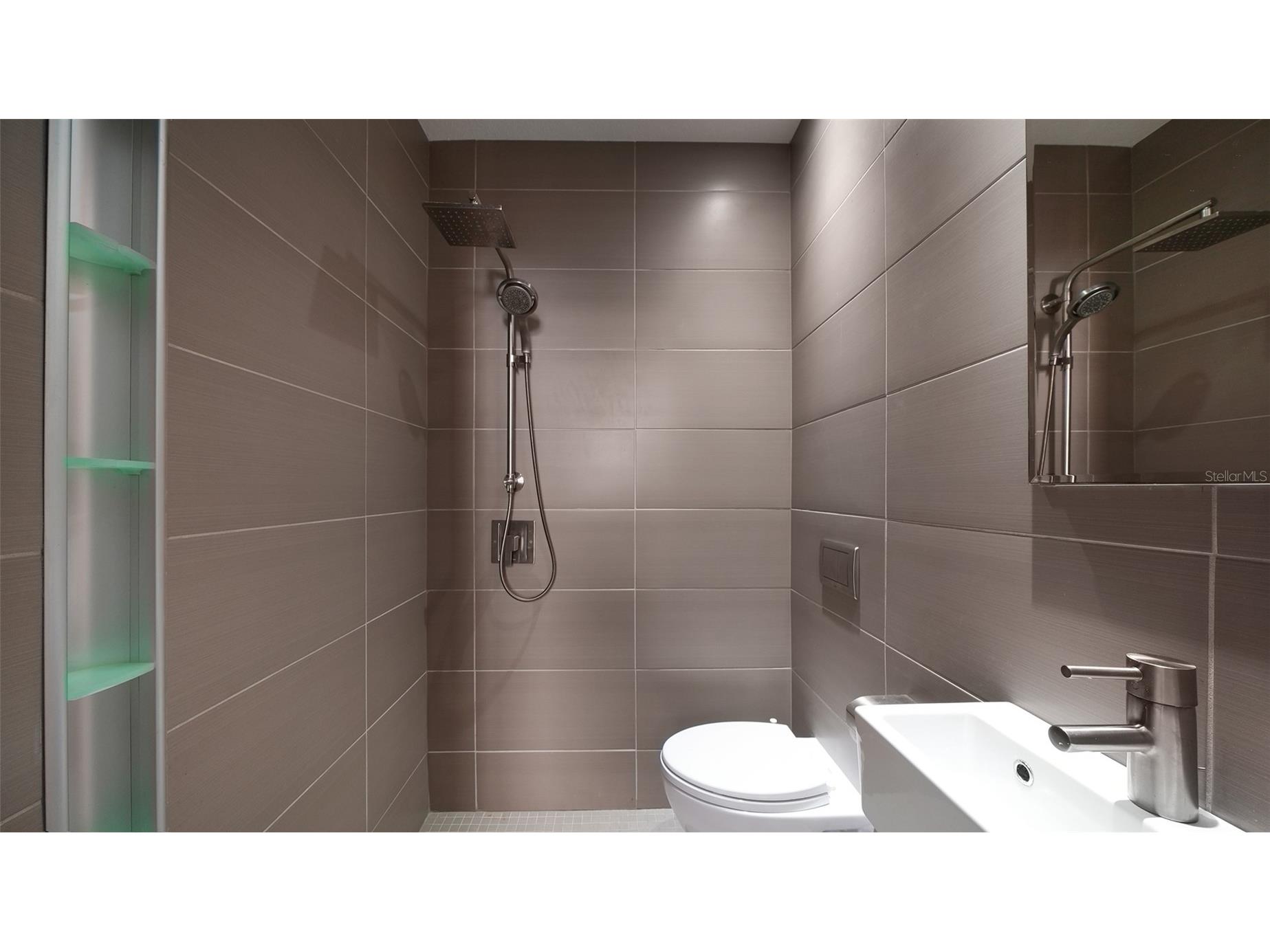 235 Cocoanut Avenue #113C Sarasota FL 34236 A4683037 image7