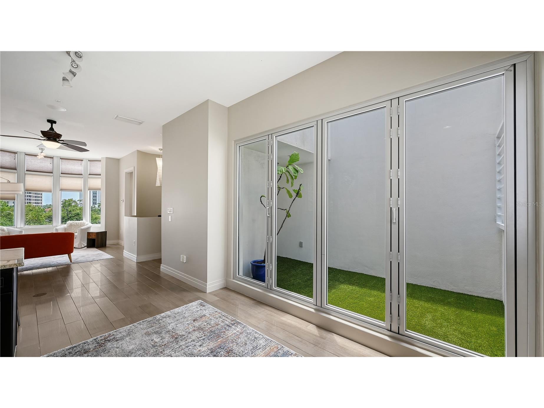 235 Cocoanut Avenue #113C Sarasota FL 34236 A4692996 image27