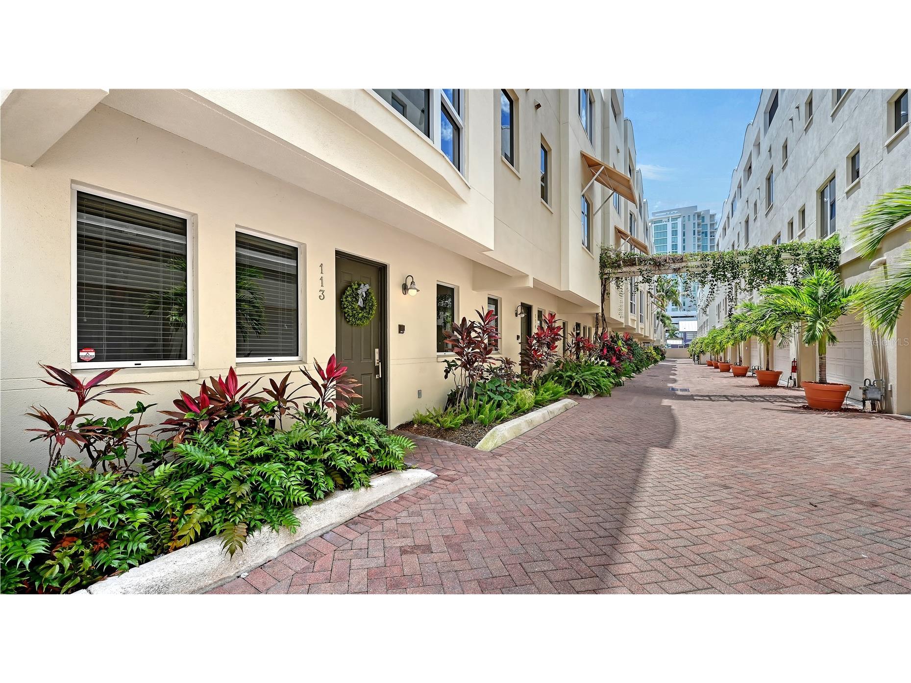 235 Cocoanut Avenue #113C Sarasota FL 34236 A4692996 image3