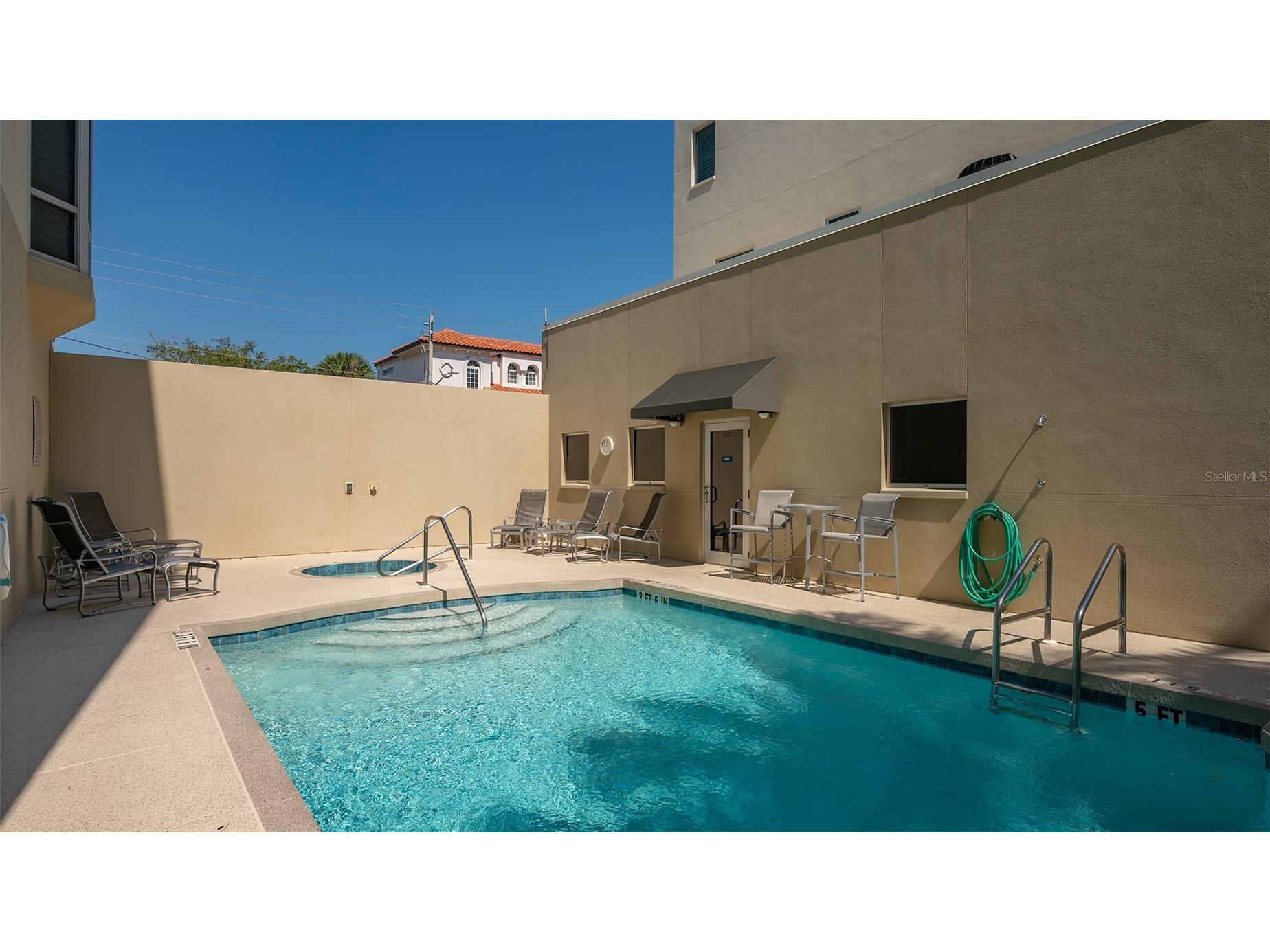 235 Cocoanut Avenue #113C Sarasota FL 34236 A4692996 image45