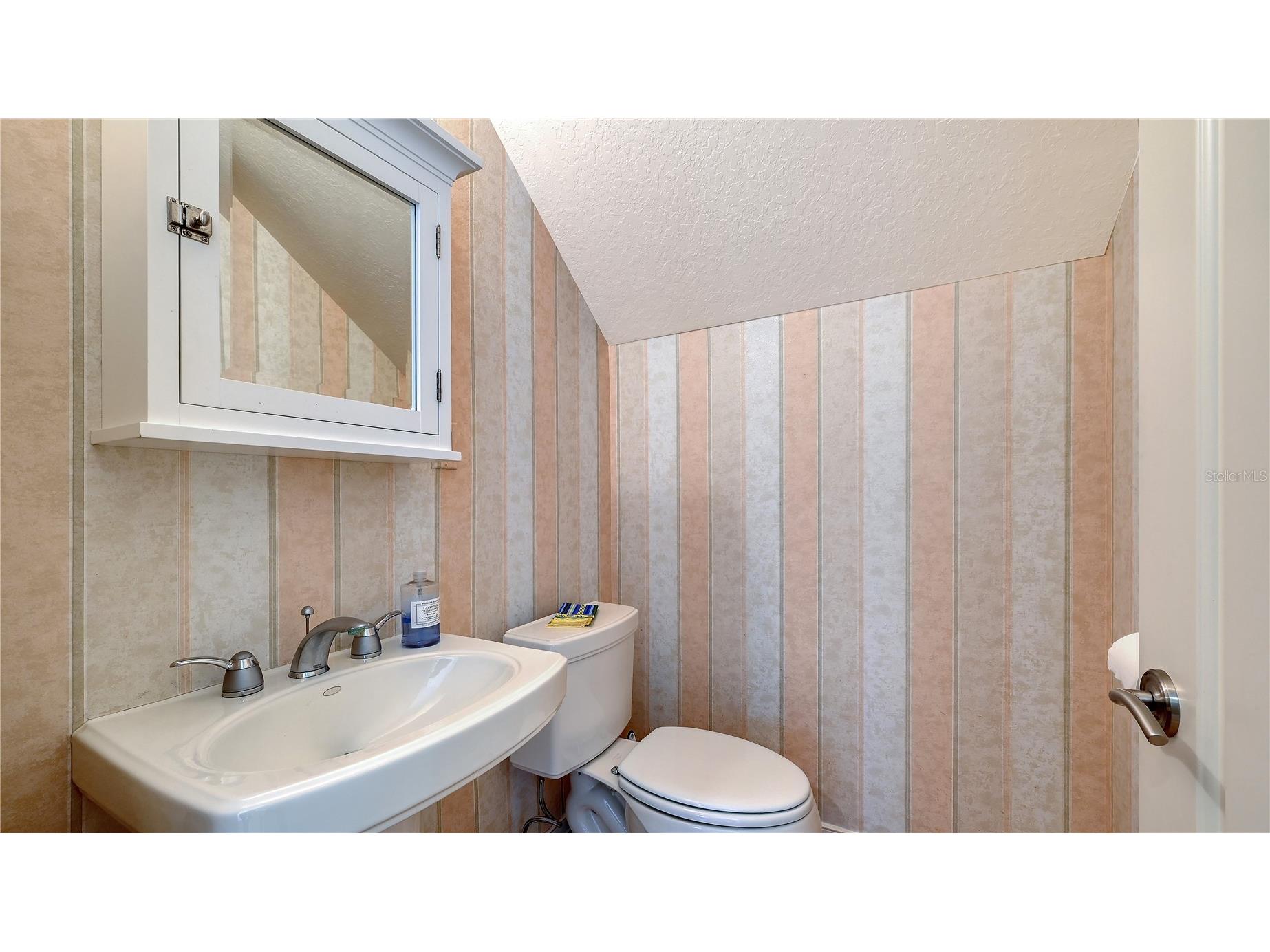 235 Cocoanut Avenue #117C Sarasota FL 34236 D6145929 image14