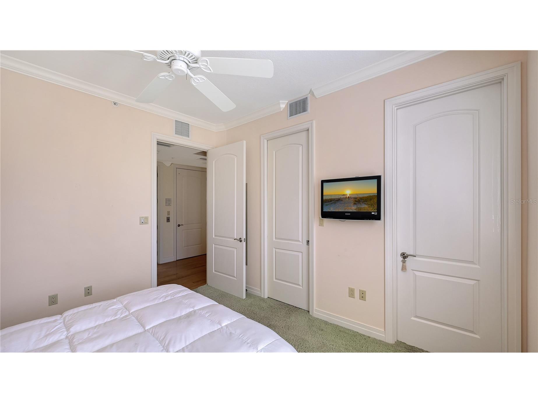 235 Cocoanut Avenue #117C Sarasota FL 34236 D6145929 image22