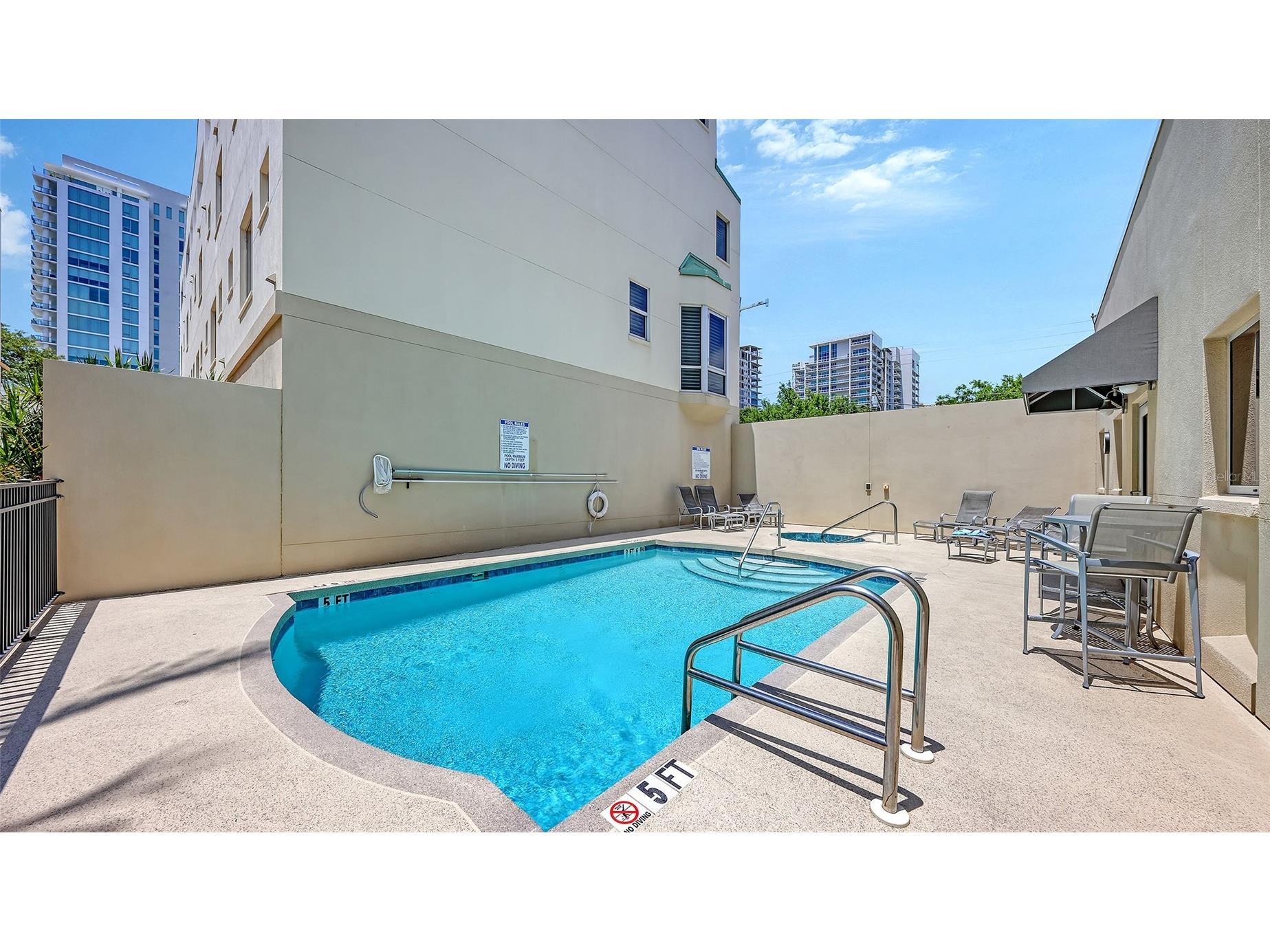 235 Cocoanut Avenue #128E Sarasota FL 34236 A4691017 image57