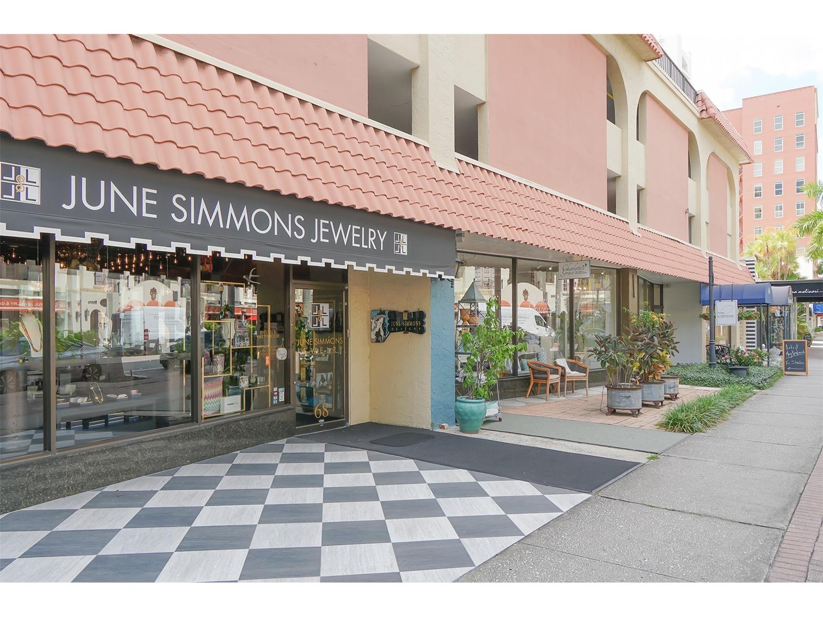 235 Cocoanut Avenue #128E Sarasota FL 34236 A4691017 image69