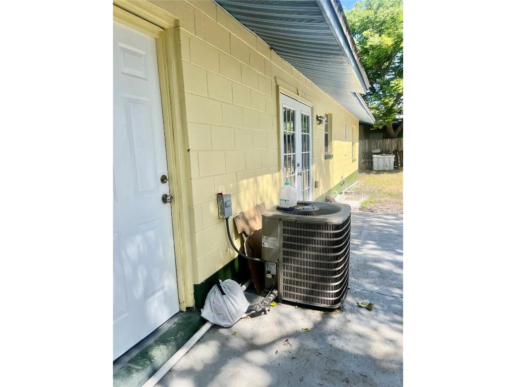 235 Crabtree Avenue Orlando FL 32835 O6301398 image4