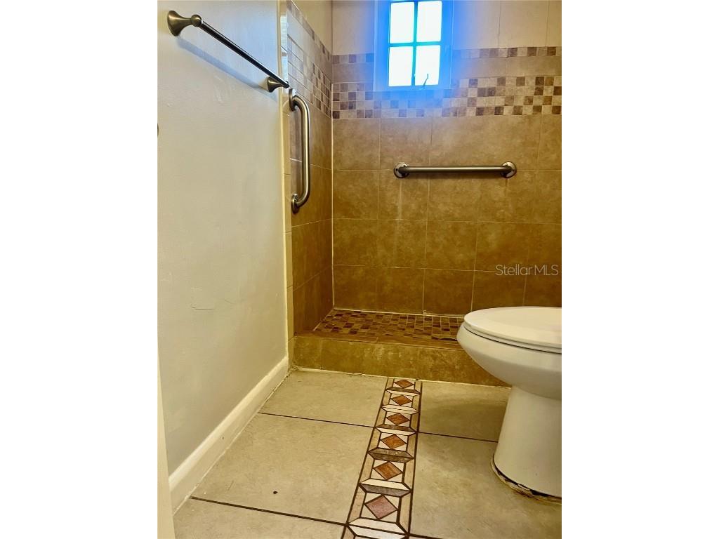 235 Crabtree Avenue Orlando FL 32835 O6301398 image8