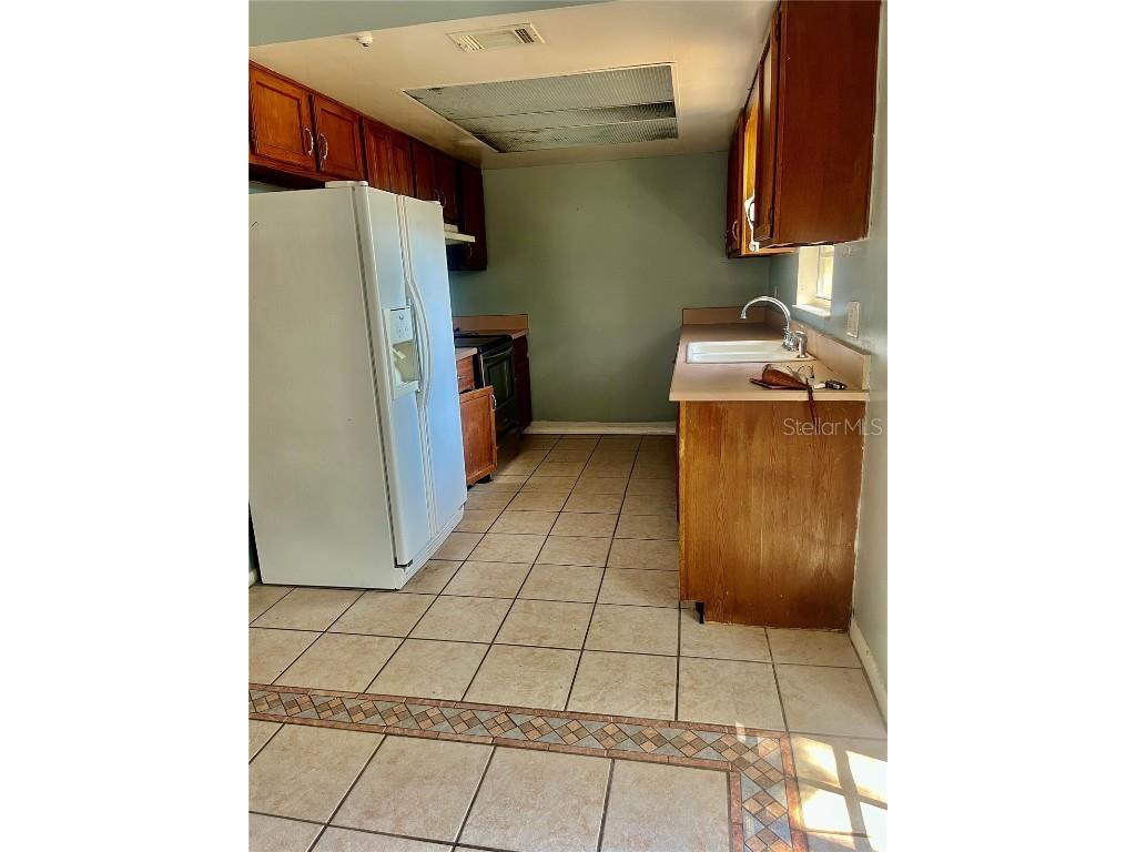 235 Crabtree Avenue Orlando FL 32835 O6301398 image9