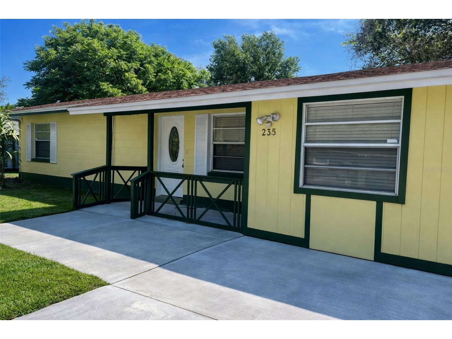 235 Crabtree Avenue Orlando FL 32835 O6380853 image1