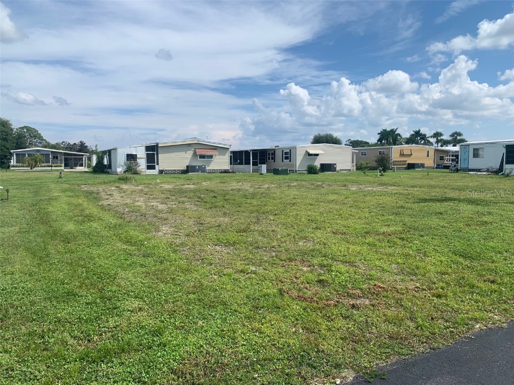 235 Estrada North Port FL 34287 TB8303059 image2
