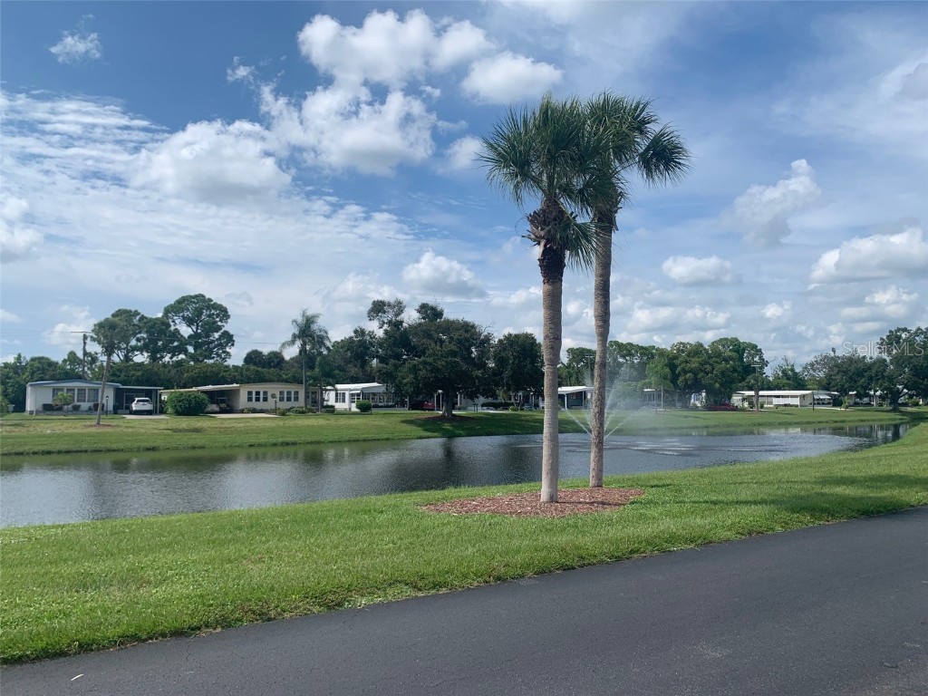 235 Estrada North Port FL 34287 TB8303059 image6