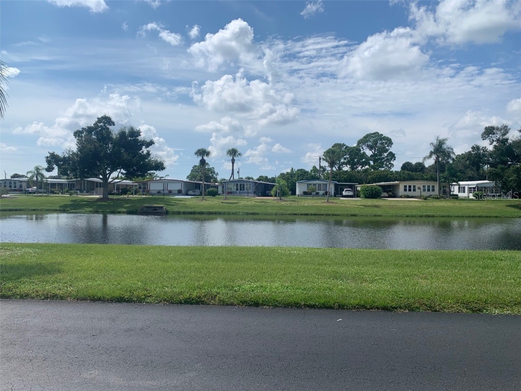 235 Estrada North Port FL 34287 TB8303059 image7