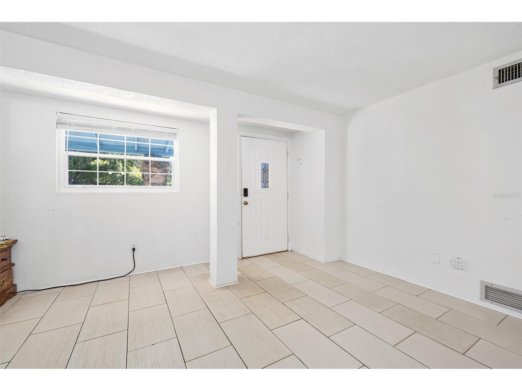 235 Greenwood Avenue Ormond Beach FL 32174 V4946326 image4