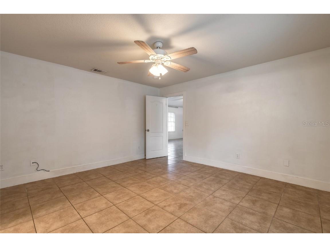 235 Lancaster Avenue Orange City FL 32763 V4945373 image20