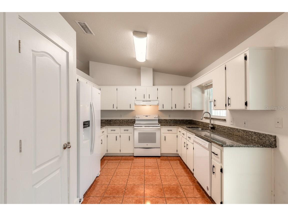 235 Lancaster Avenue Orange City FL 32763 V4945373 image7