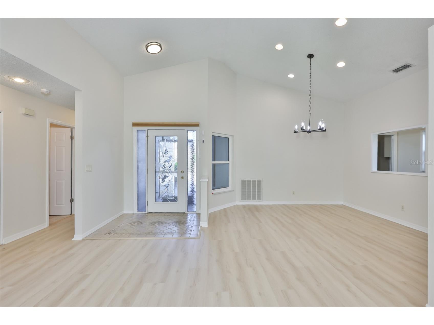 235 Linger Lane Sun City Center FL 33573 TB8511306 image3