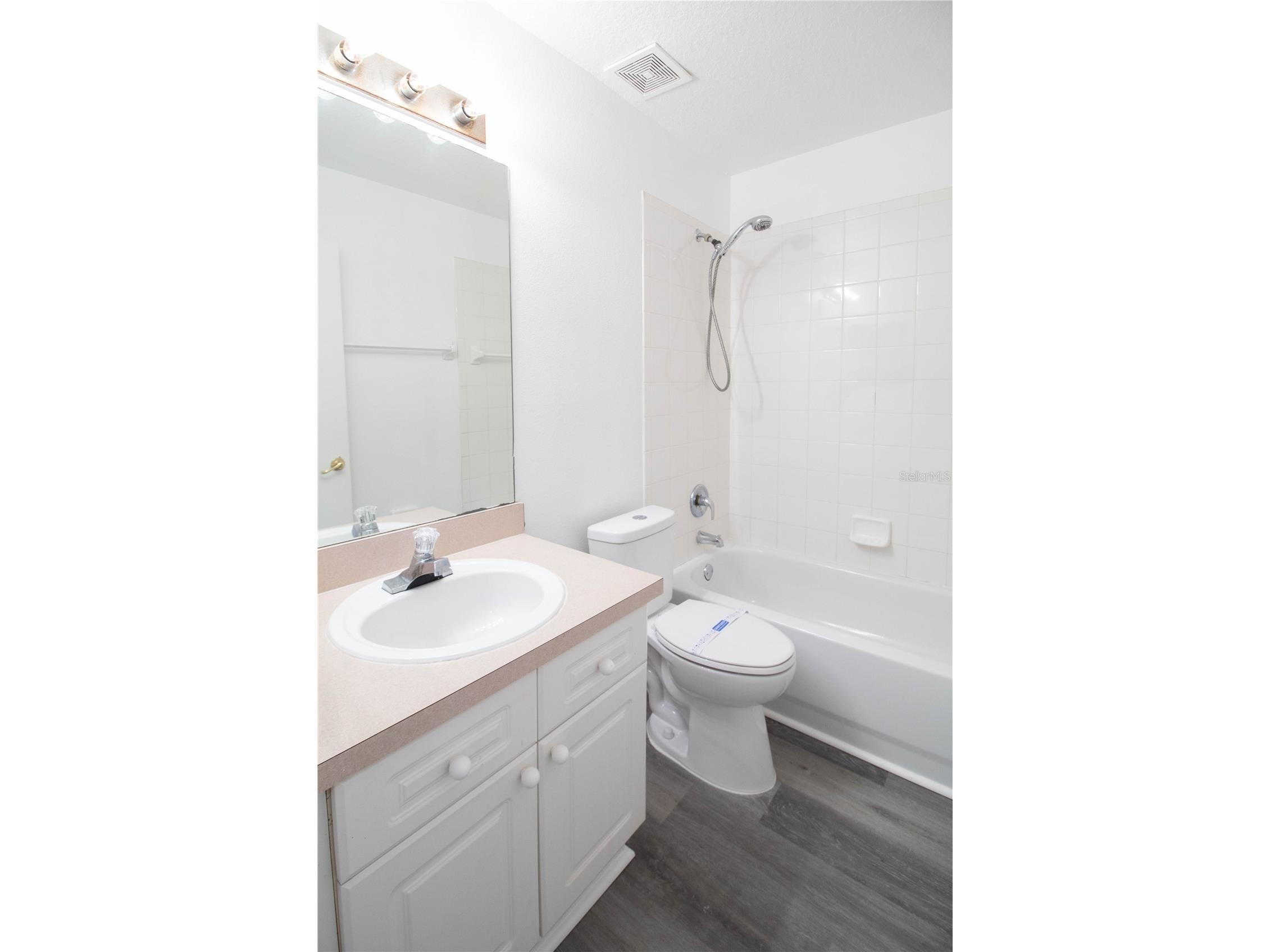 235 Mango Drive #A Davenport FL 33897 S5149930 image14