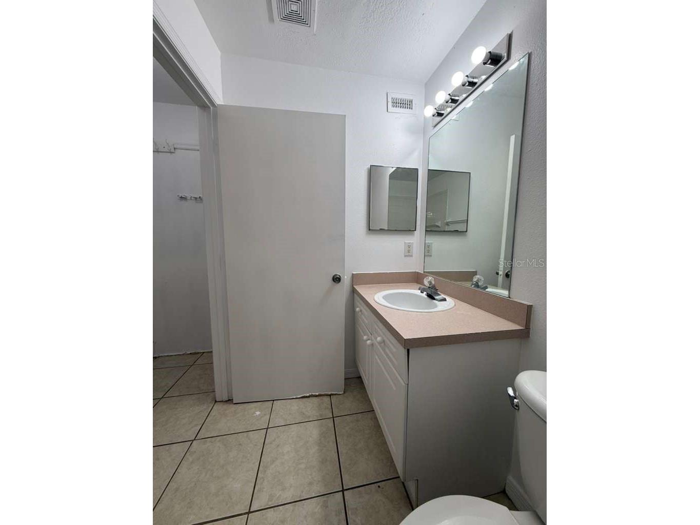 235 Mango Drive #B Davenport FL 33897 S5142078 image10