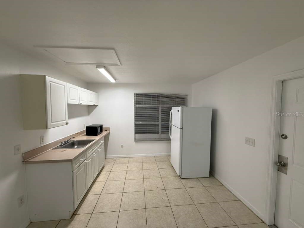 235 Mango Drive #B Davenport FL 33897 S5142078 image5