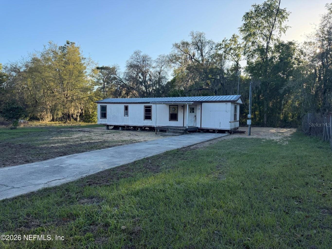 235 Oakcrest Drive Interlachen FL 32148 S5147685 image1
