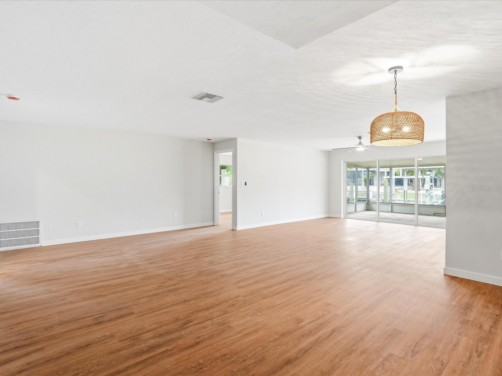 235 Pompano Terrace Punta Gorda FL 33950 C7523562 image3
