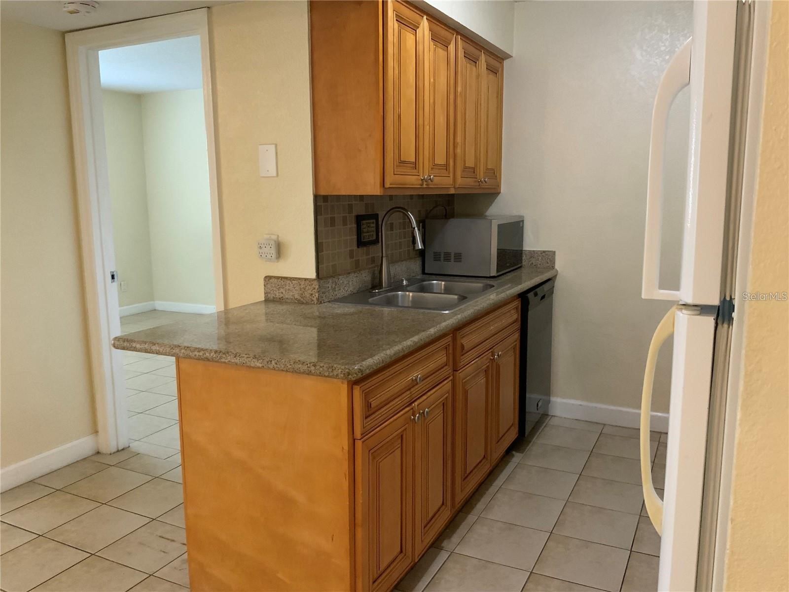 235 Red Maple Place #235 Brandon FL 33510 TB8518031 image5