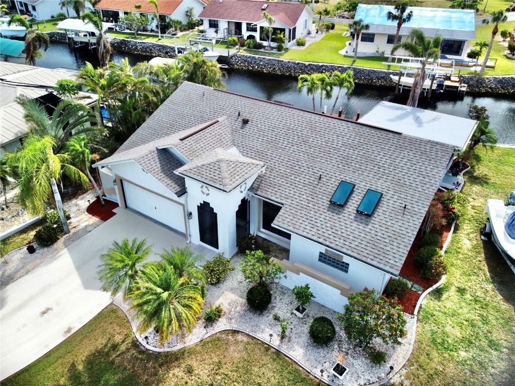 235 Riviera Court Punta Gorda FL 33950 C7471261 image1