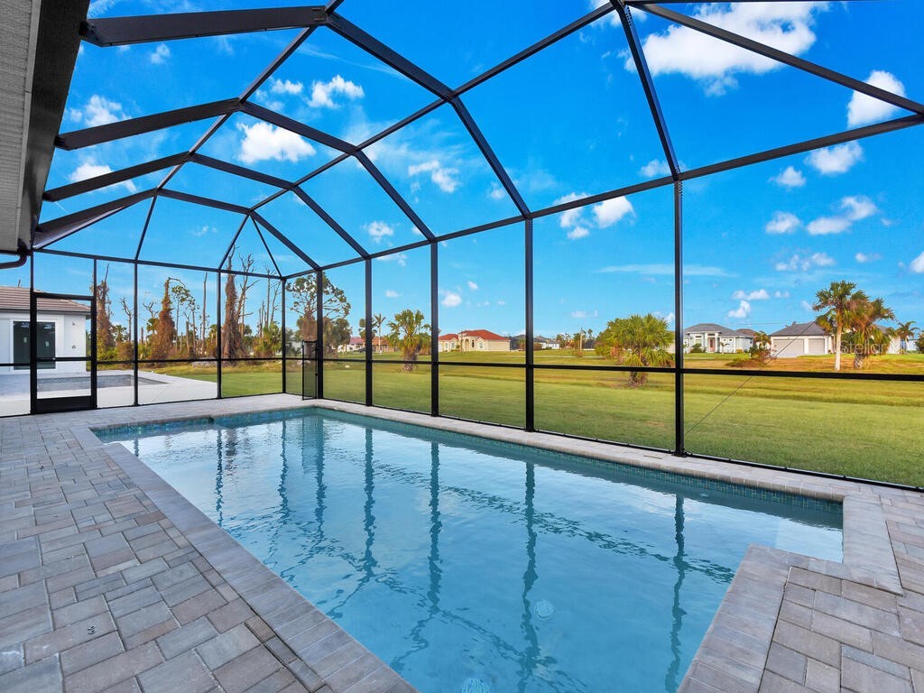 235 Rotonda Boulevard S Rotonda West FL 33947 O6395050 image5