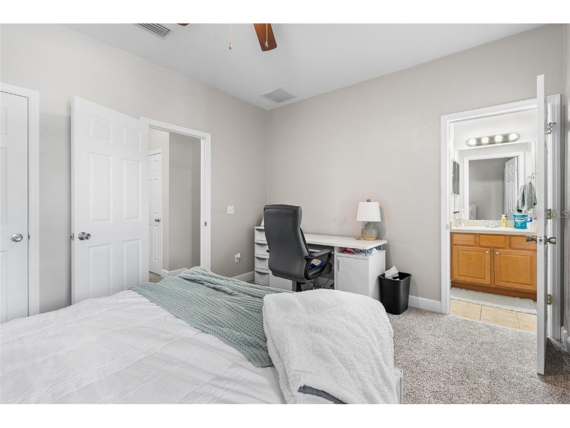 235 SE 16th Avenue #5 Gainesville FL 32601 O6285037 image15