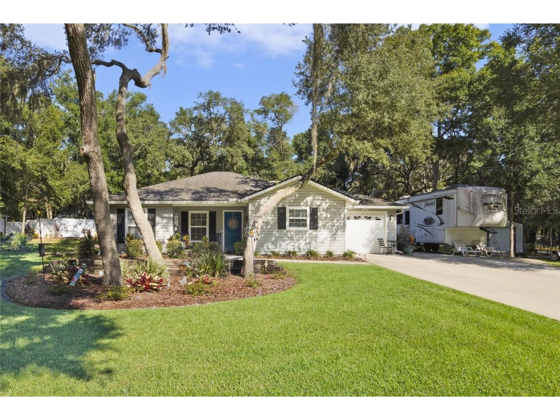 235 Spring Garden Avenue De Leon Springs FL 32130 V4938567 image1