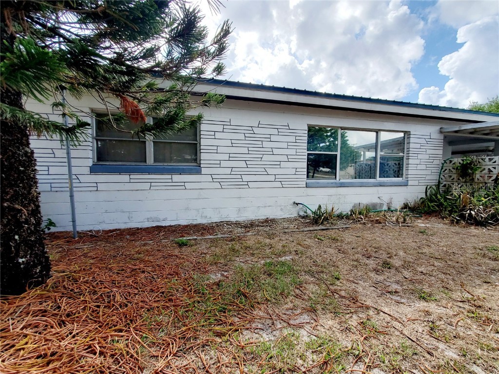 235 Stanley Avenue Frostproof FL 33843 K4902116 image1