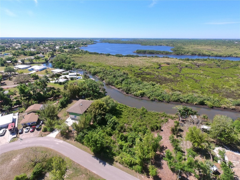 235 Summerset Drive Punta Gorda FL 33982 C7489915 image1