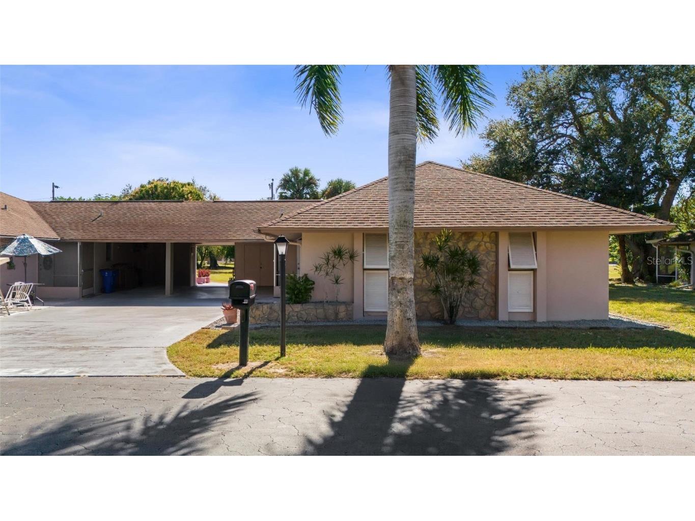 235 Thistle Court Lehigh Acres FL 33936 C7518072 image1