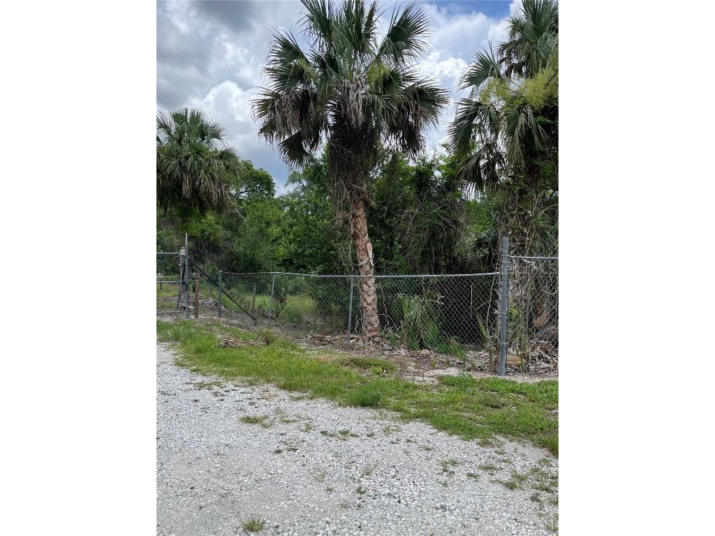 235 W Wisconsin Avenue Orange City FL 32763 O6034556 image9