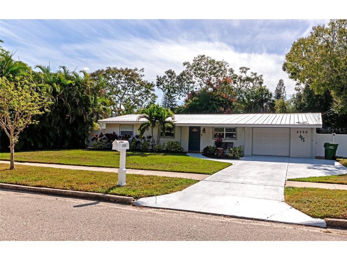2350 Hyde Park Street Sarasota FL 34239 A4590028 image1