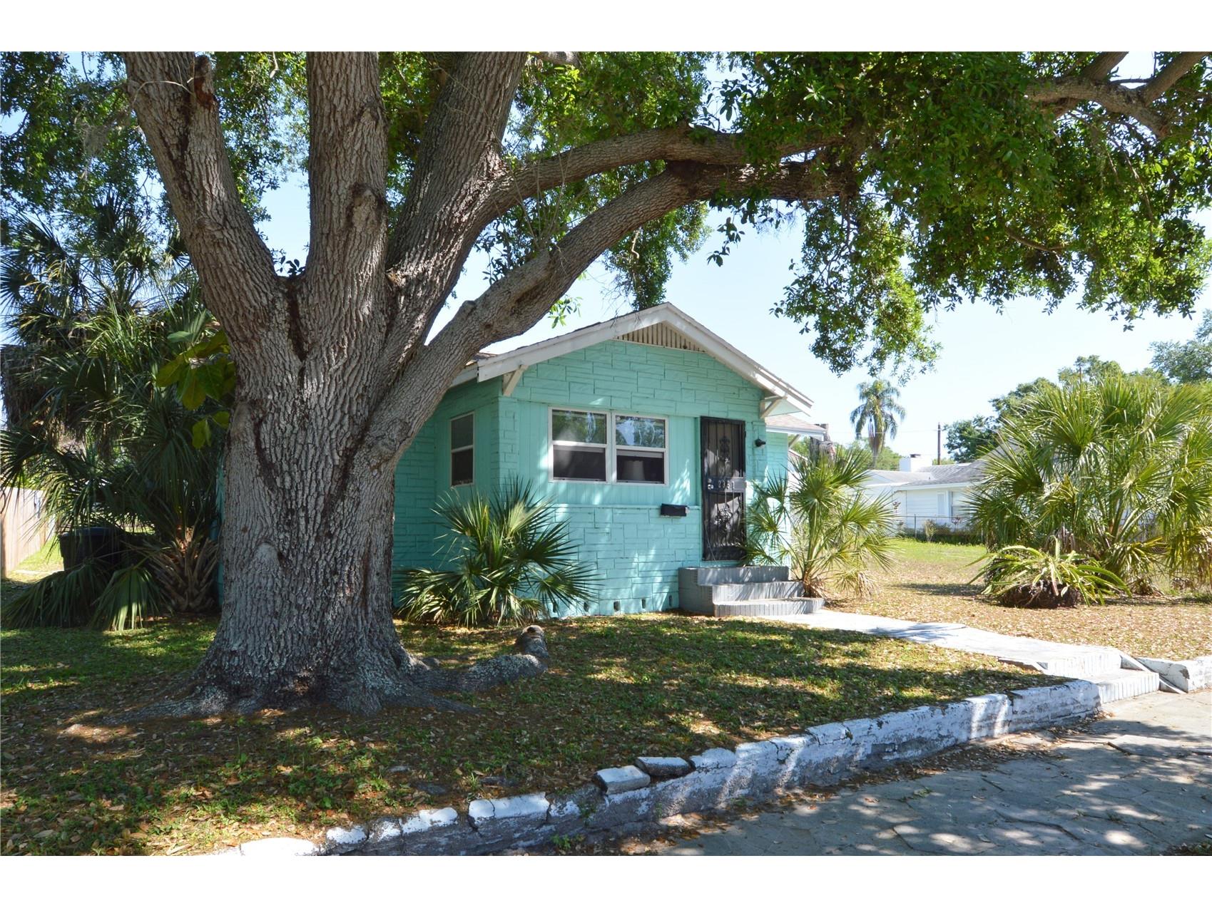 2351 25th Avenue S Saint Petersburg FL 33712 TB8493803 image1