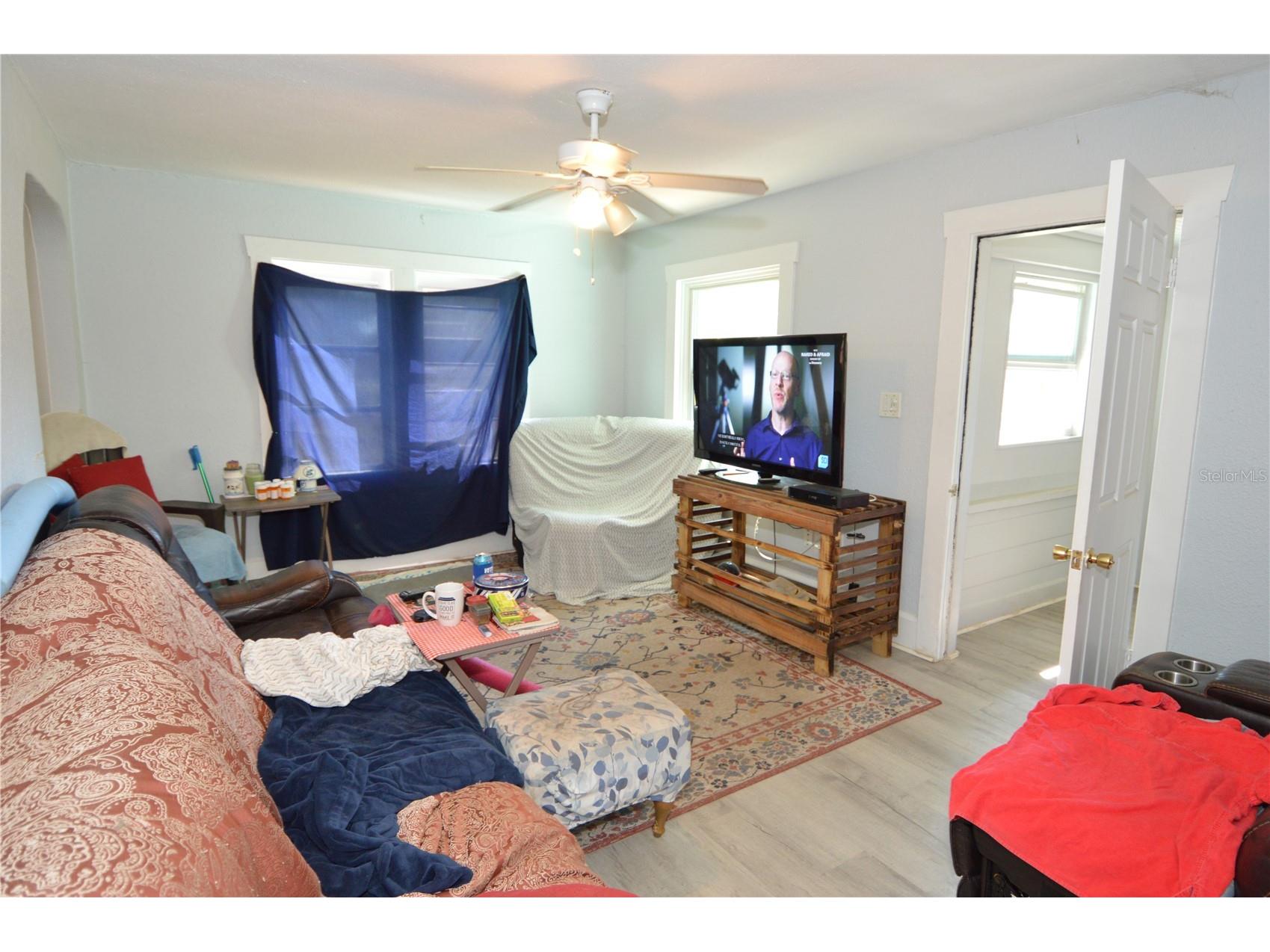 2351 25th Avenue S Saint Petersburg FL 33712 TB8493803 image15