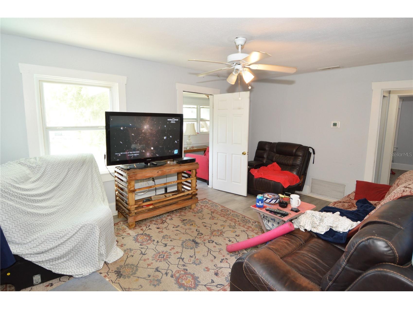 2351 25th Avenue S Saint Petersburg FL 33712 TB8493803 image17