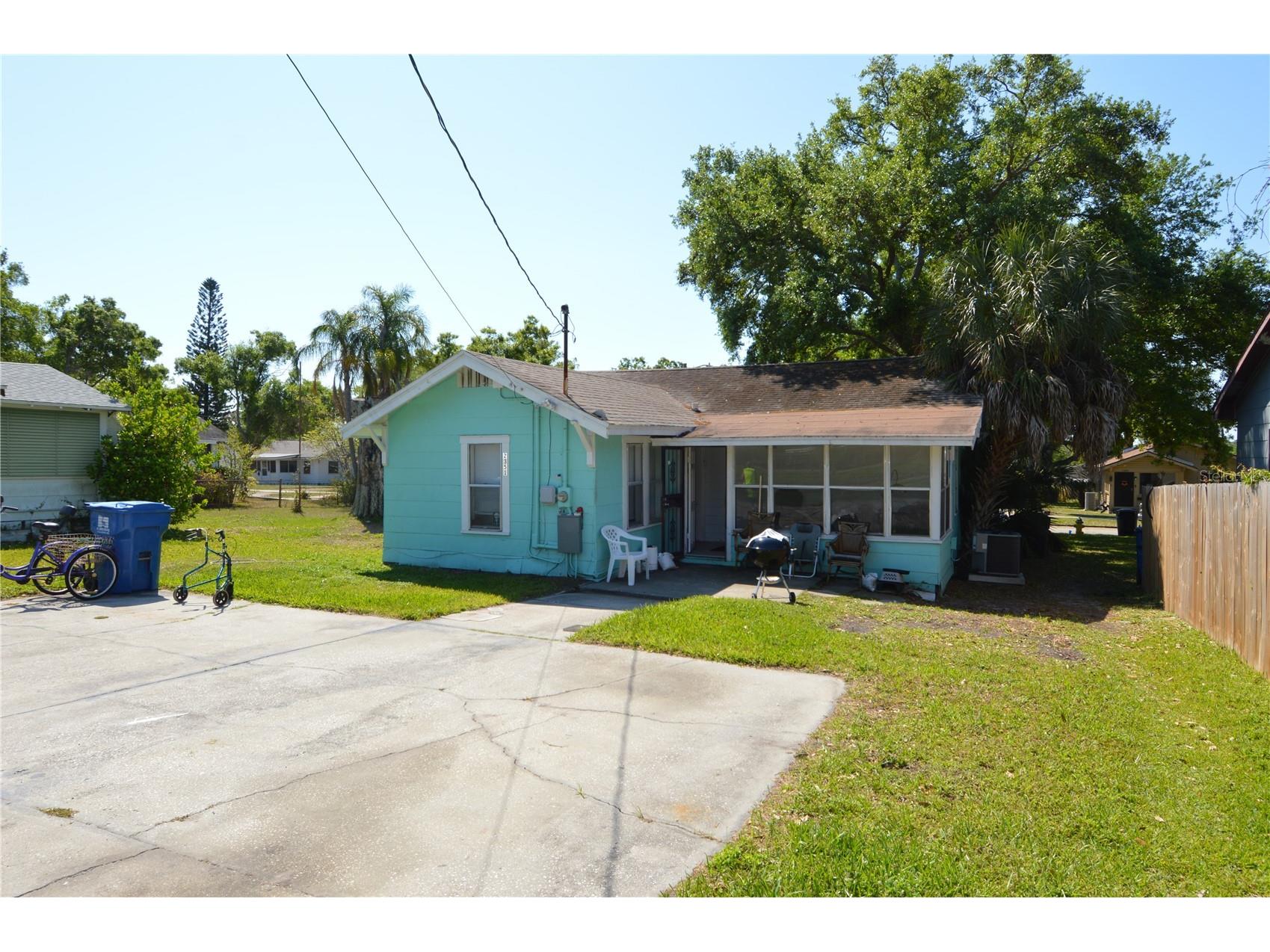 2351 25th Avenue S Saint Petersburg FL 33712 TB8493803 image53