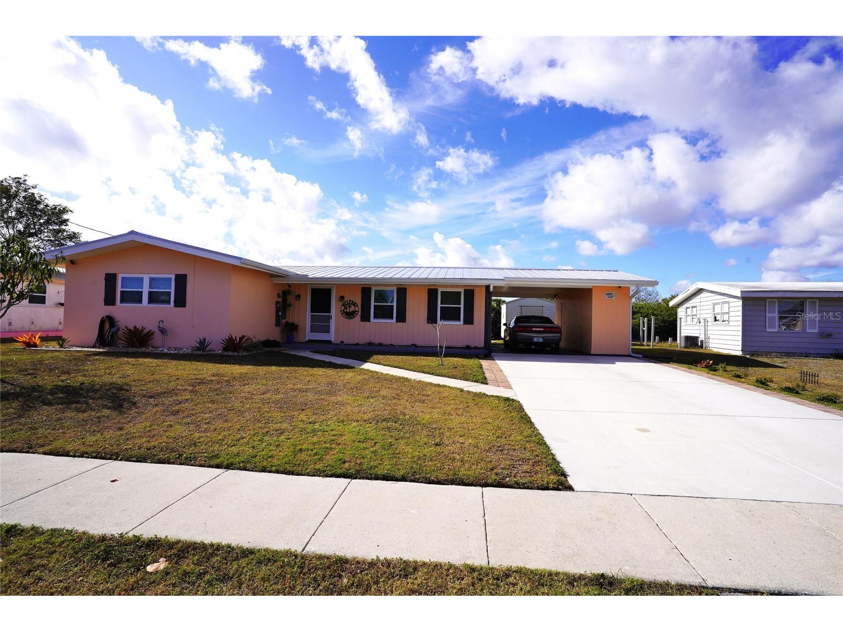 2351 Easy Street Port Charlotte FL 33952 C7519646 image1