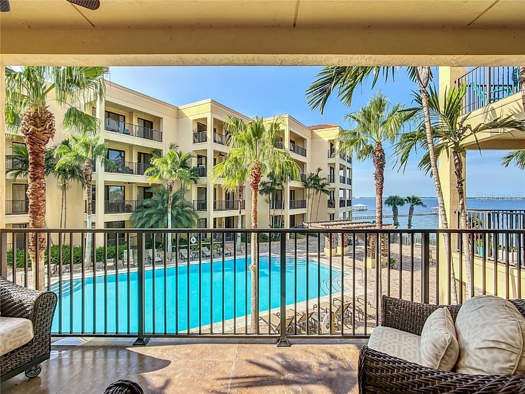 2351 Lakeview Drive #205 Sebring FL 33870 O6327865 image1