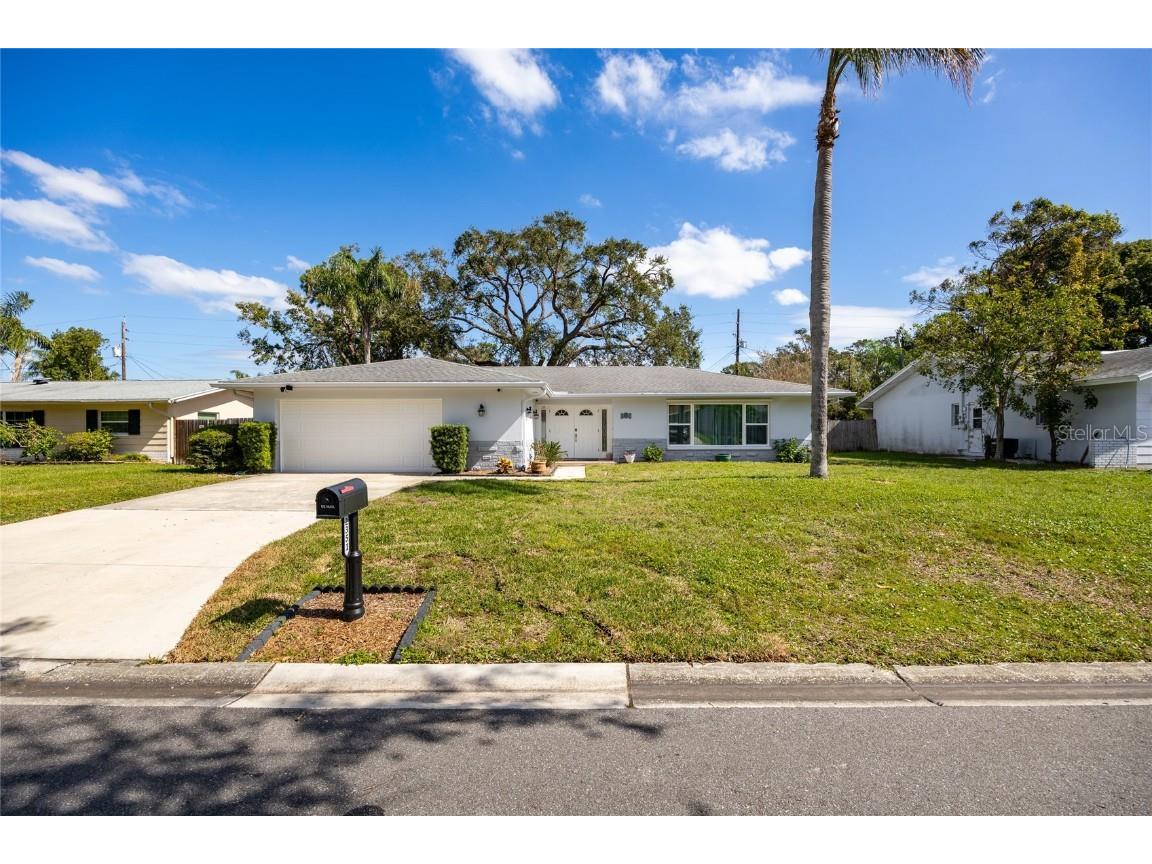 2351 Mangrum Dr Dunedin FL 34698 TB8317670 image1